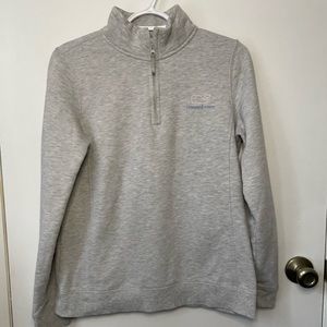 Grey Vineyard Vine Pullover